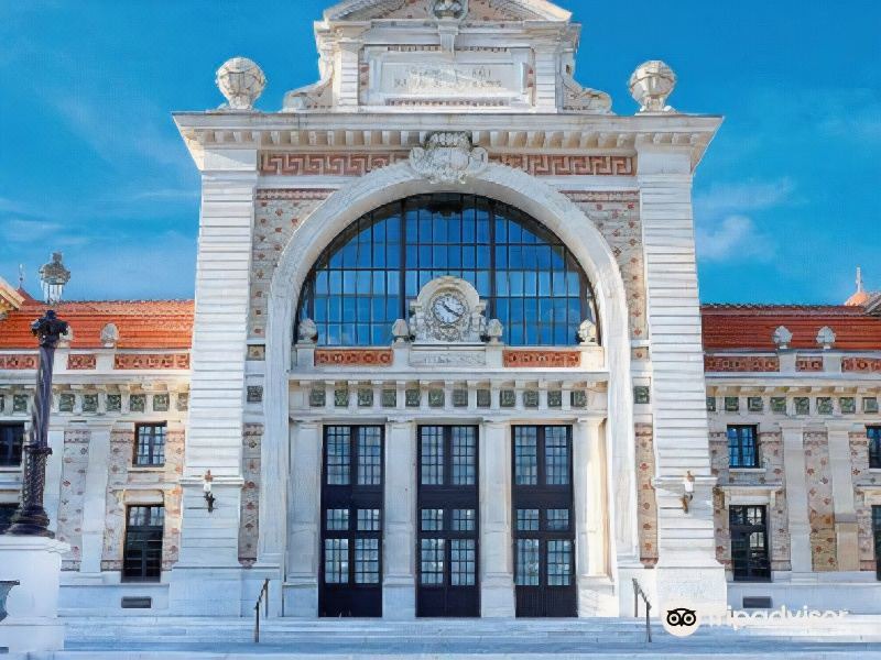 Photo of Buildings in Vernier