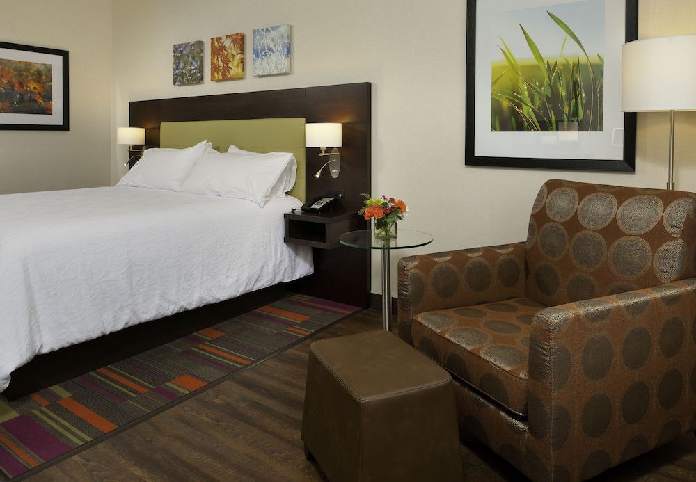 Photo of Bedroom in Downtown Pittsburgh