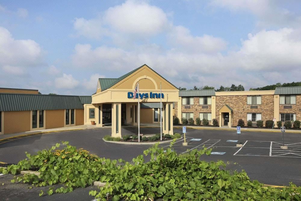 Photo of Buildings in Richfield