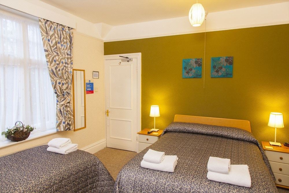 Photo of Bedroom in Horley