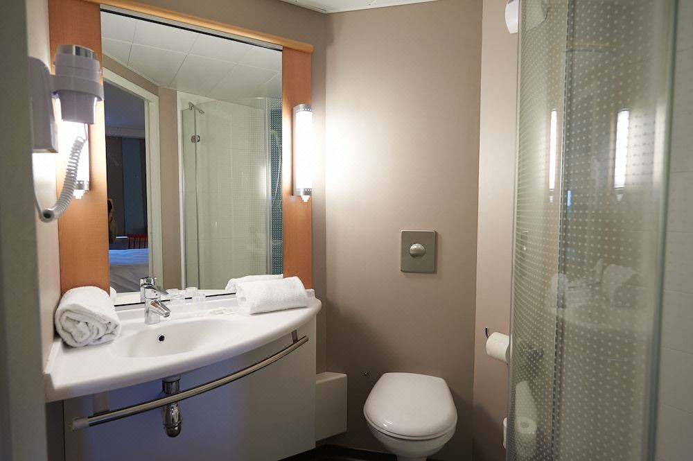 Photo of Bathroom in Les Herbiers