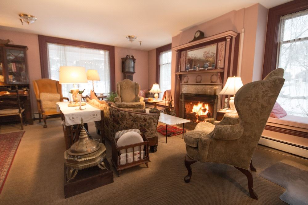 Photo of Livingroom in Waterbury