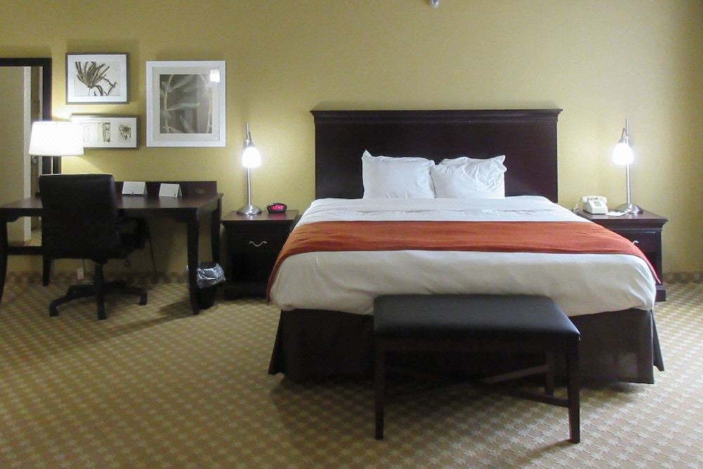 Photo of Bedroom in Alexandria