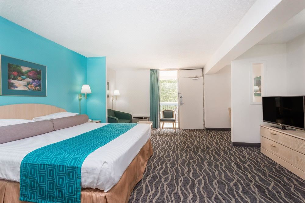 Photo of Bedroom in Commerce