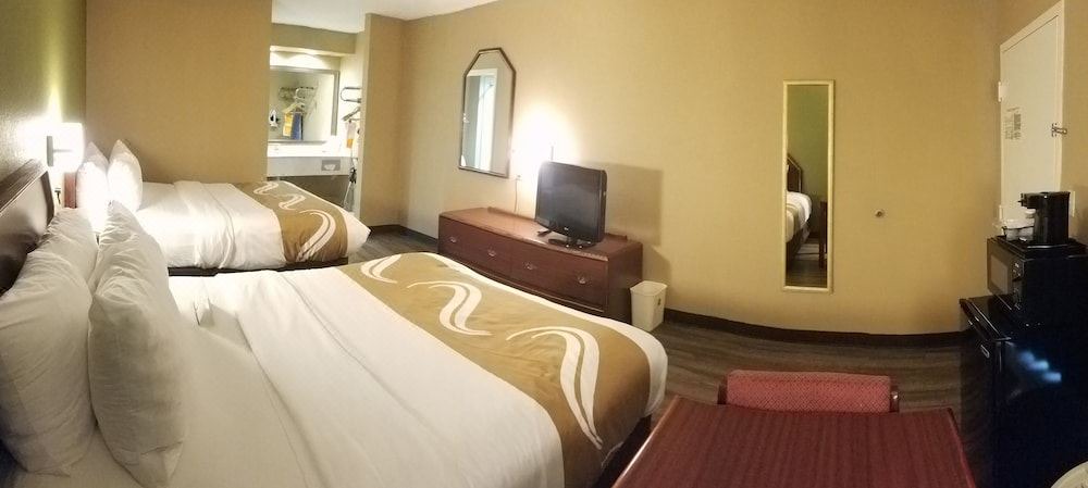 Photo of Bedroom in Alexandria