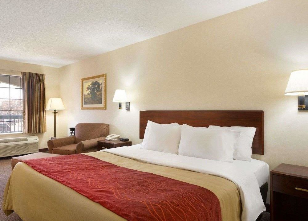 Photo of Bedroom in Gallatin