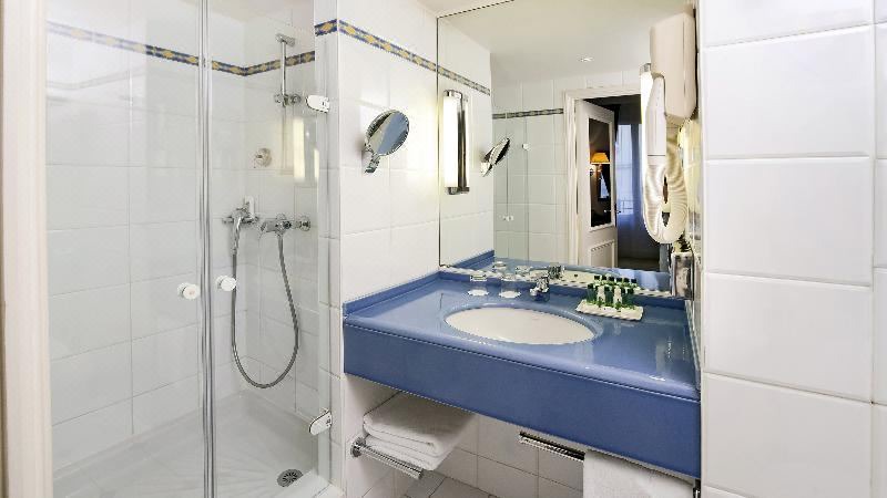 Photo of Bathroom in Gaillon
