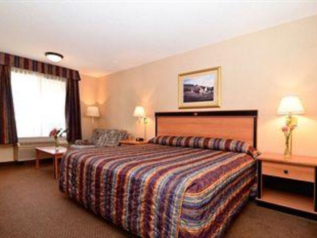 Photo of Bedroom in Banff Trail