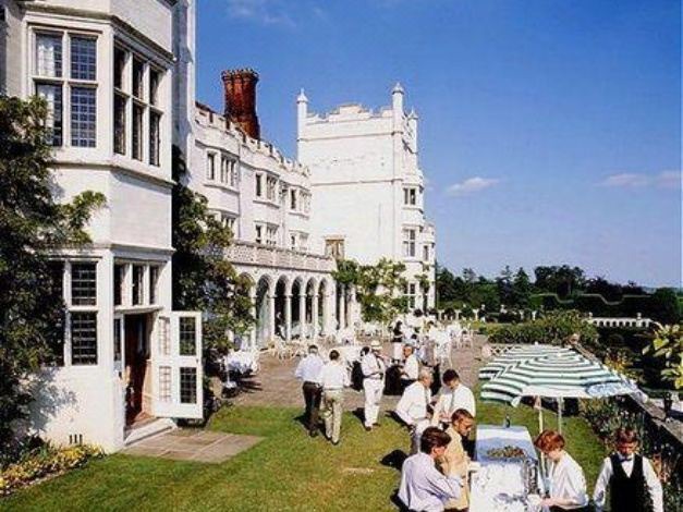 Photo of Buildings in Medmenham