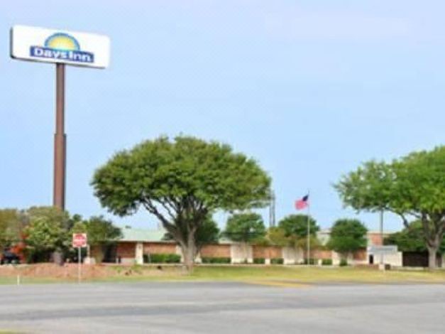Photo of Buildings in Seguin