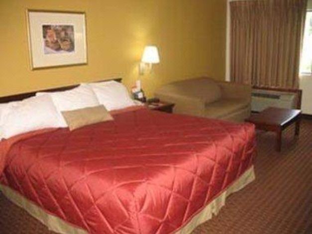 Photo of Bedroom in Locust Grove