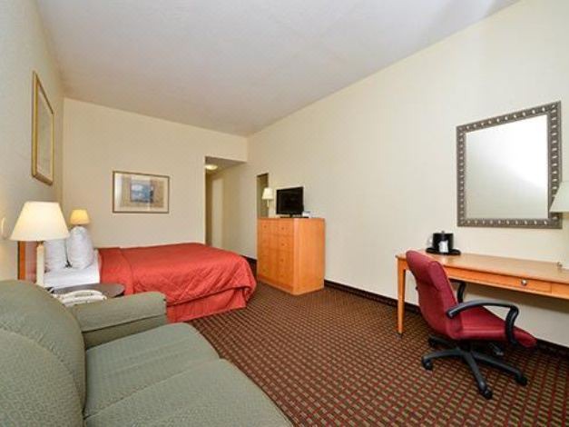 Photo of Livingroom in Wesley Chapel