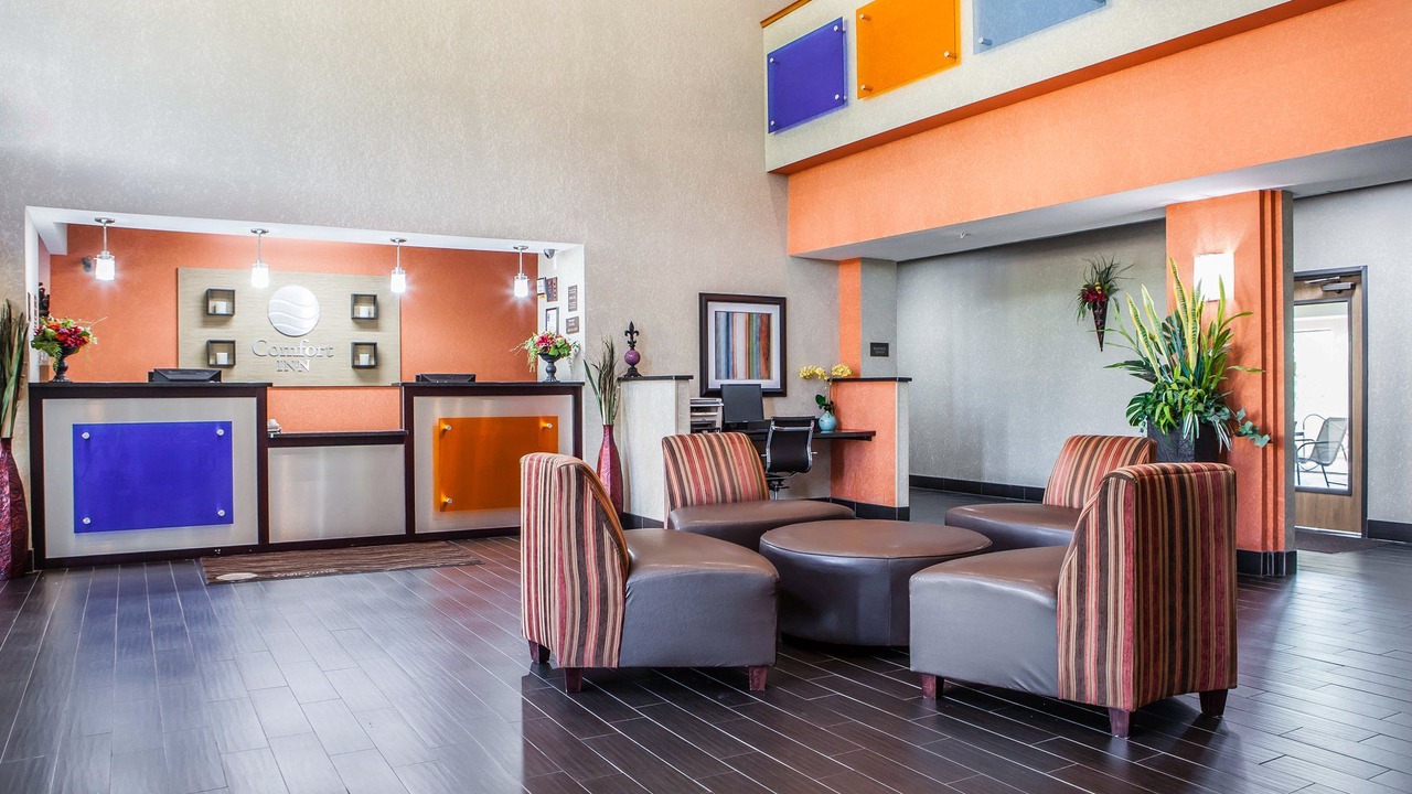 Photo of Livingroom in Lee's Summit