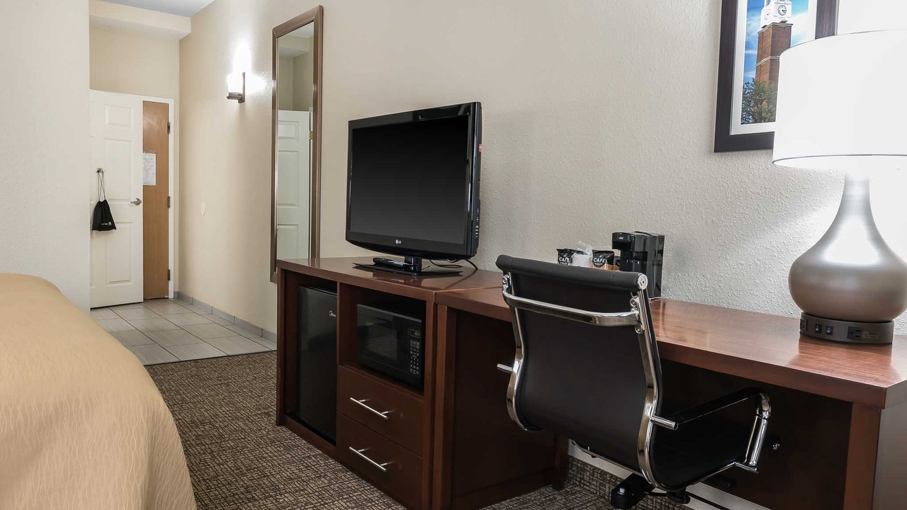 Photo of Livingroom in Indianapolis