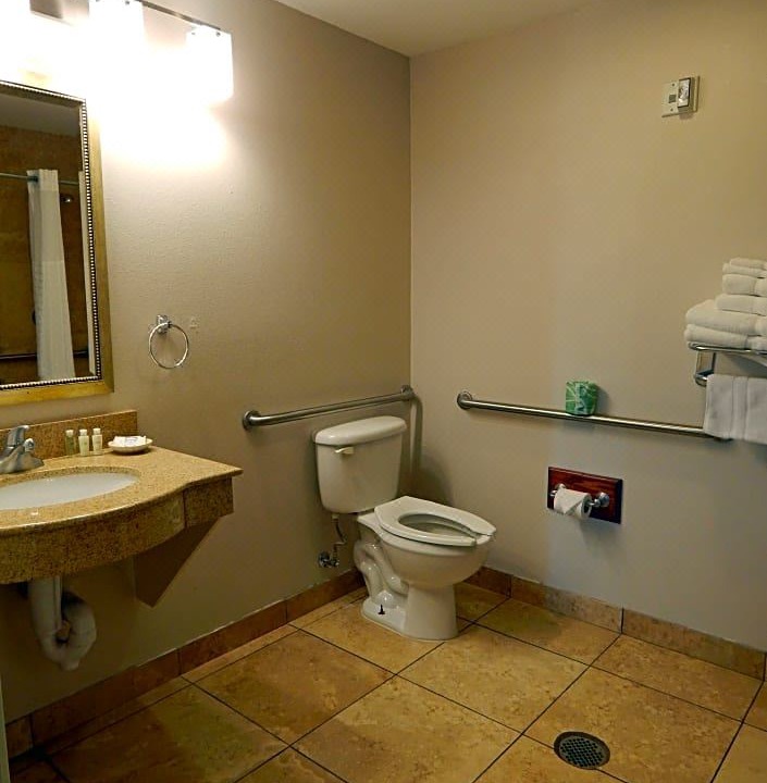 Photo of Bathroom in Burkburnett
