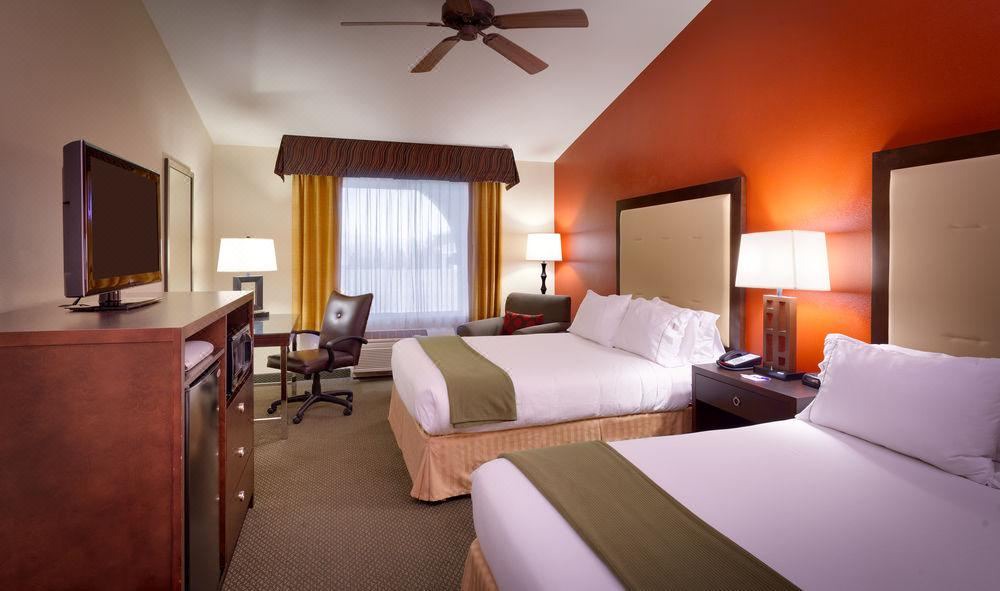 Photo of Bedroom in Mesquite