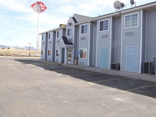 Photo of Buildings in Raton