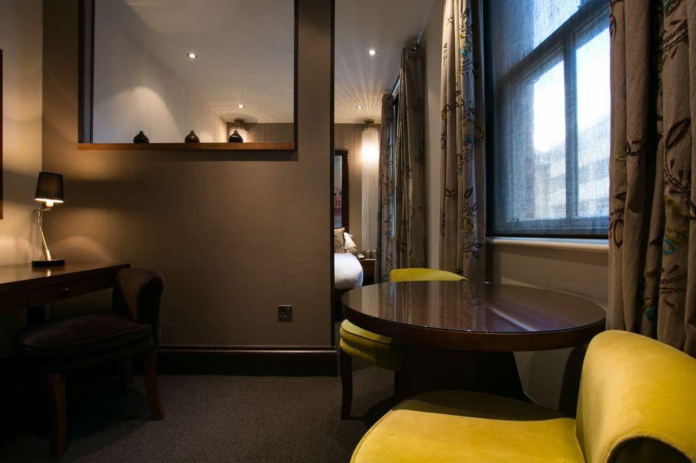 Photo of Others in Barbican