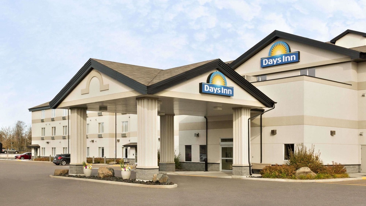 Photo of Buildings in Thunder Bay