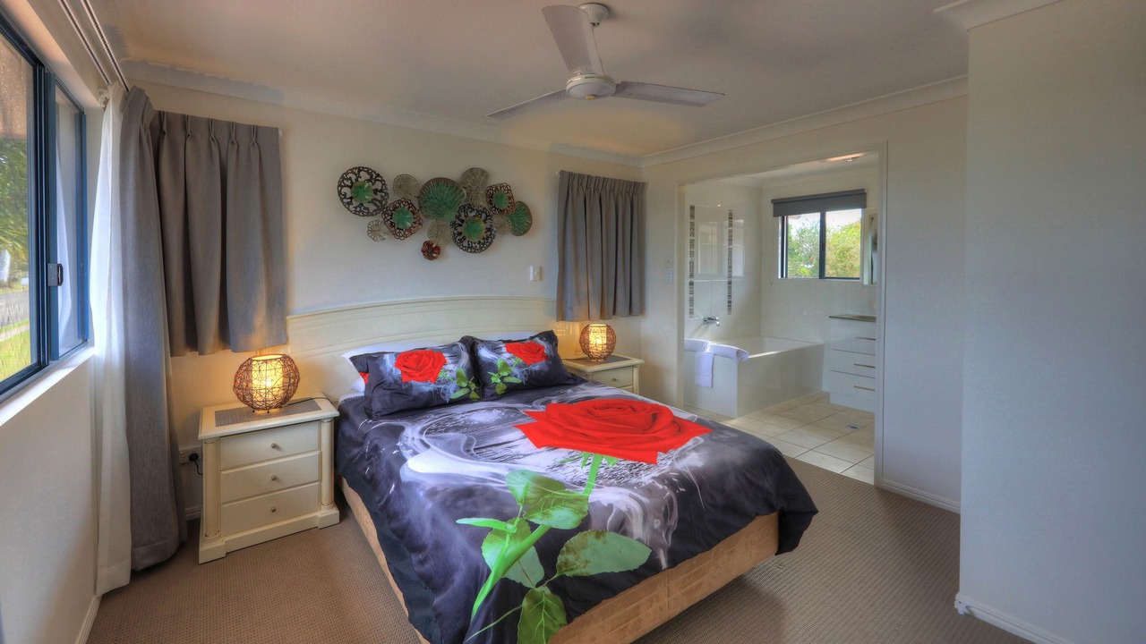 Photo of Bedroom in Tin Can Bay