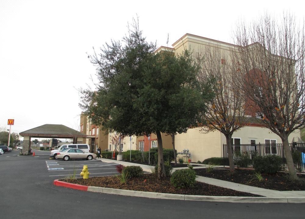Photo of Buildings in Oakley