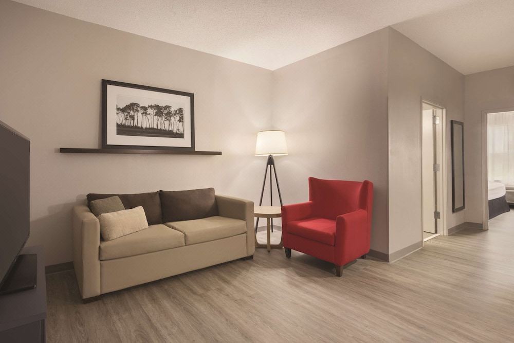 Photo of Livingroom in Lookout Valley Neighborhood Association