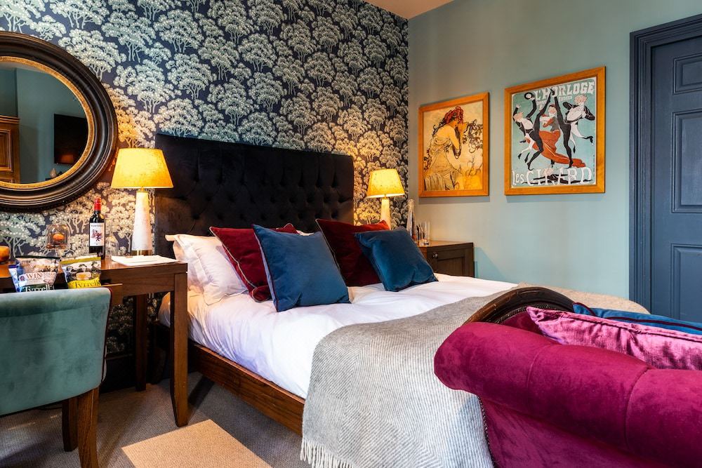 Photo of Others in Barbican