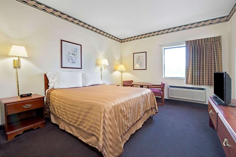 Photo of Bedroom in Airport Township