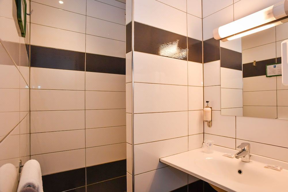 Photo of Bathroom in Saint-Lo