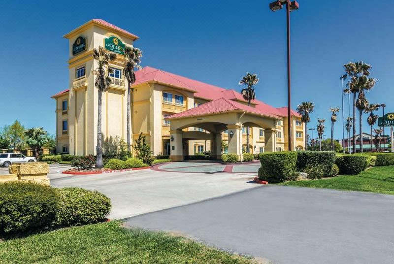 Photo of Buildings in Tomball