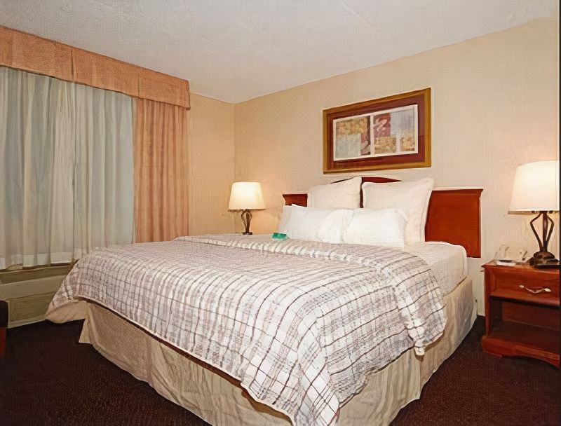 Photo of Bedroom in Des Moines