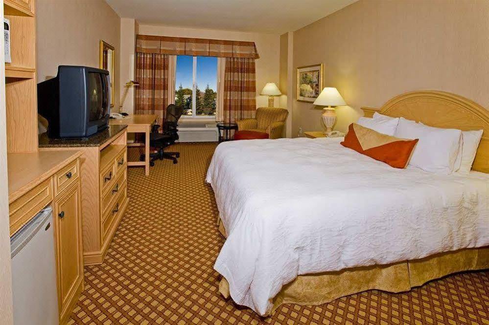 Photo of Bedroom in Mountain View