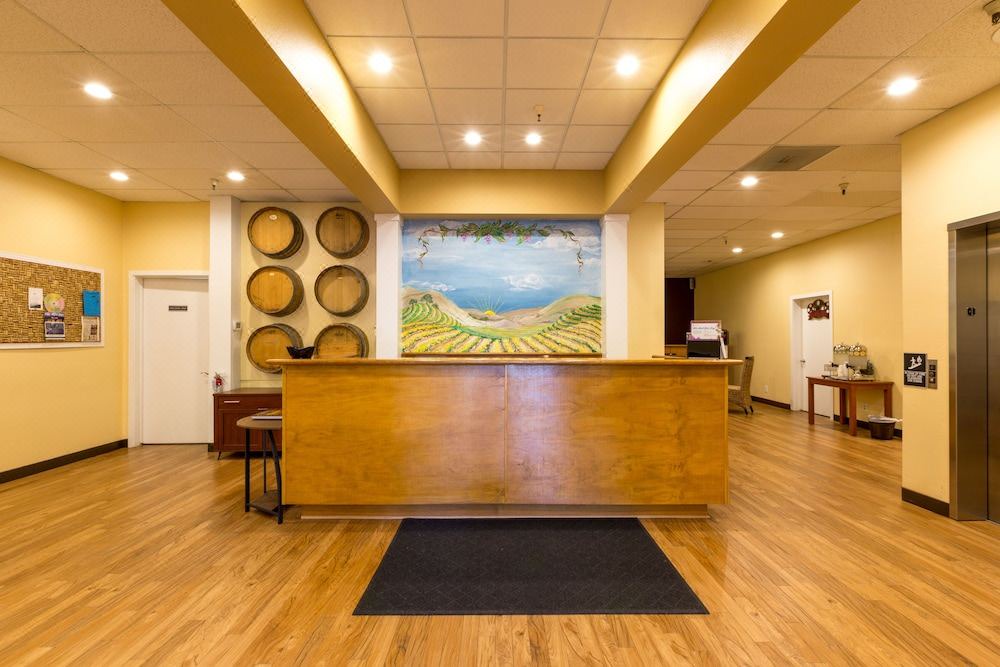 Photo of Livingroom in Napa