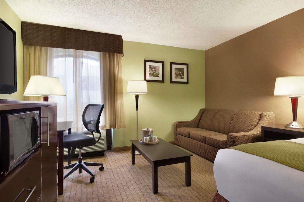 Photo of Livingroom in Downtown West