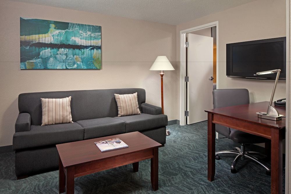 Photo of Livingroom in Downtown Baltimore