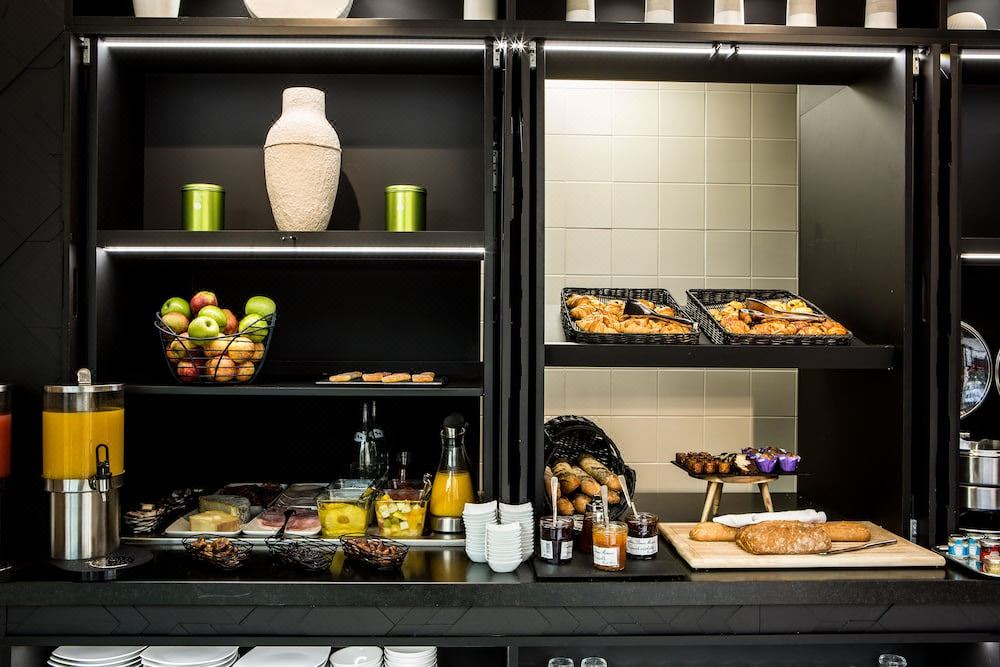 Photo of Kitchen in 17th Arrondissement