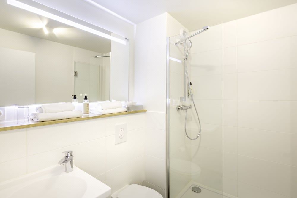 Photo of Bathroom in Taden