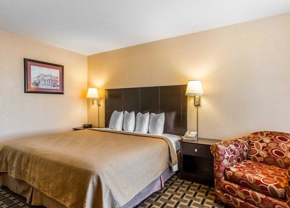 Photo of Bedroom in Ada