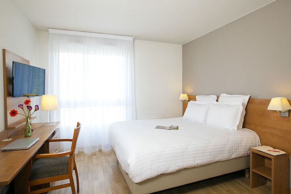 Photo of Bedroom in Saint-Serge