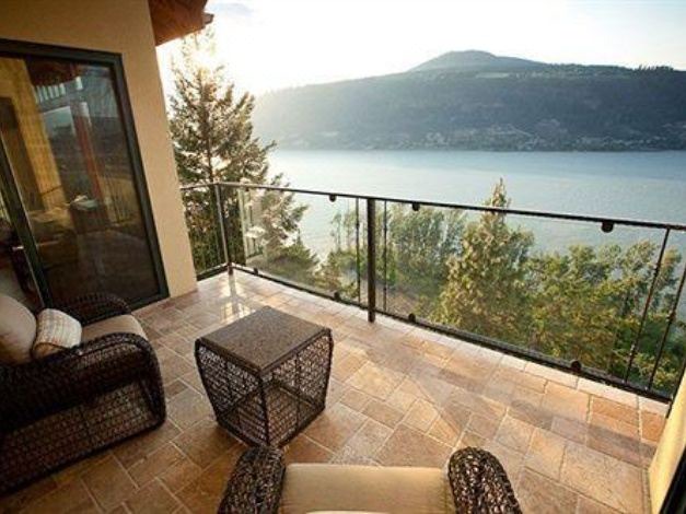 Photo of Patio Balcony in Hood River