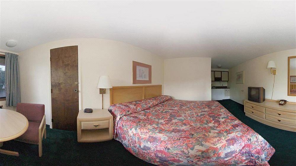 Photo of Bedroom in Norwalk