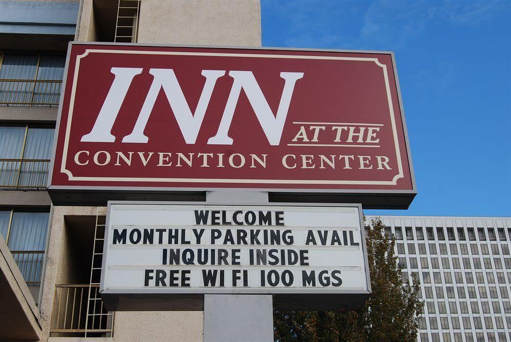 Photo of Buildings in Lloyd District