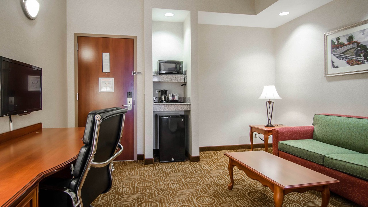 Photo of Livingroom in Springdale