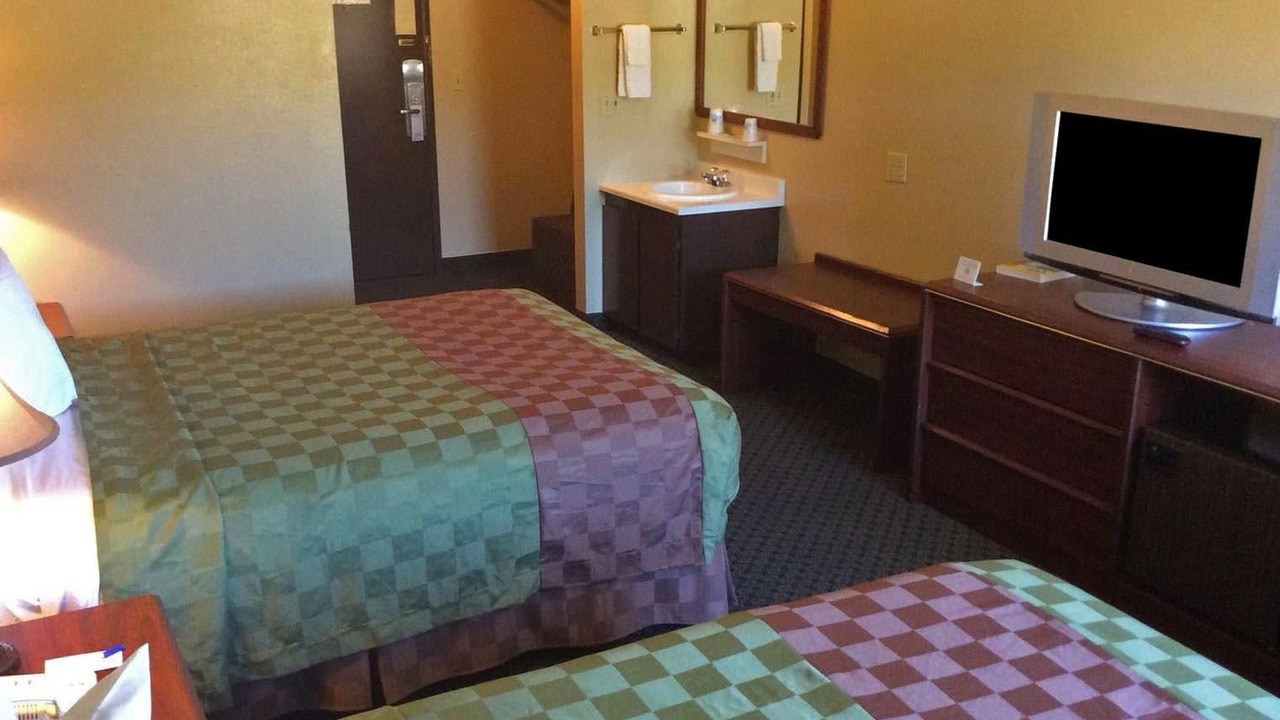 Photo of Others in Salem