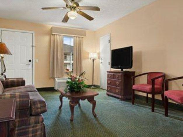 Photo of Livingroom in Americus