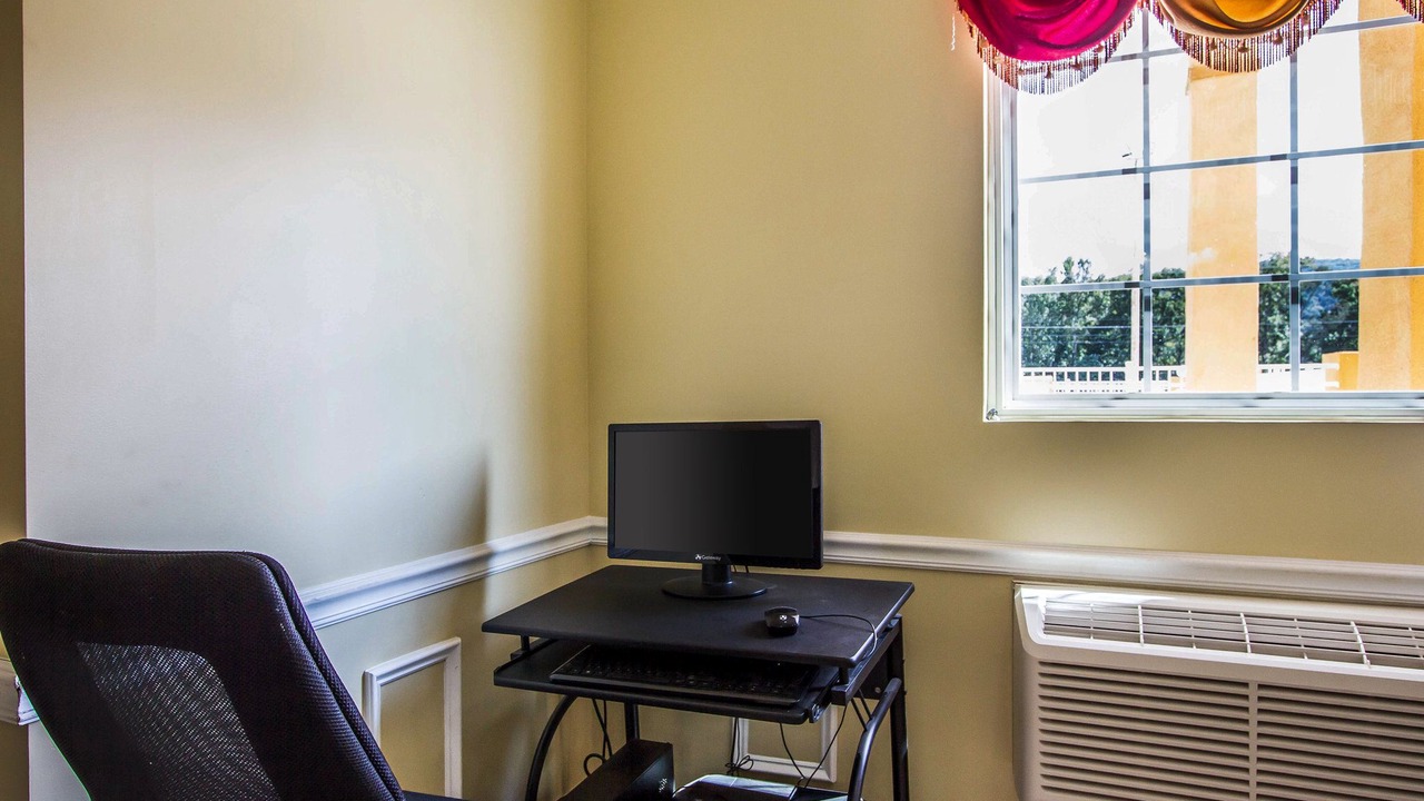 Photo of Livingroom in Fort Payne