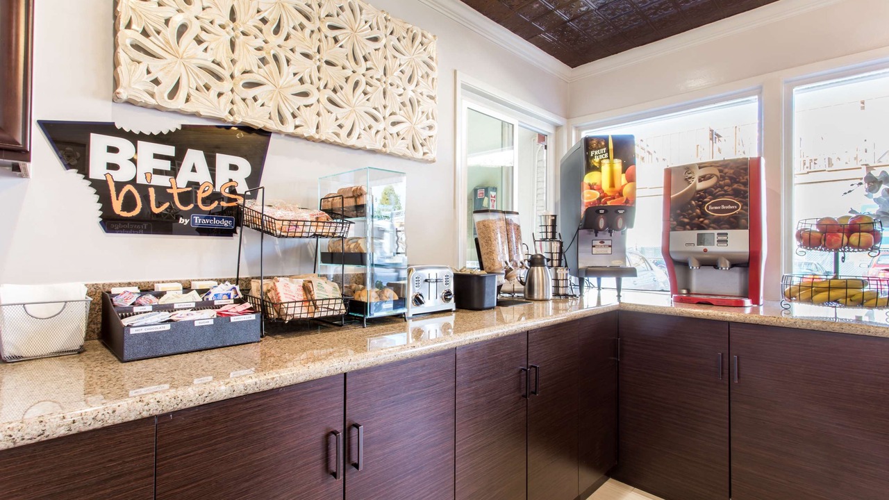 Photo of Livingroom in Central Berkeley