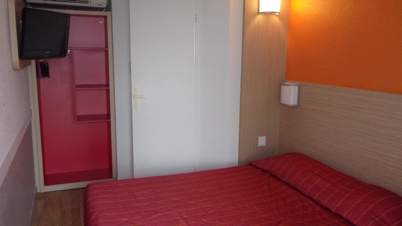 Photo of Bedroom in Beauvais