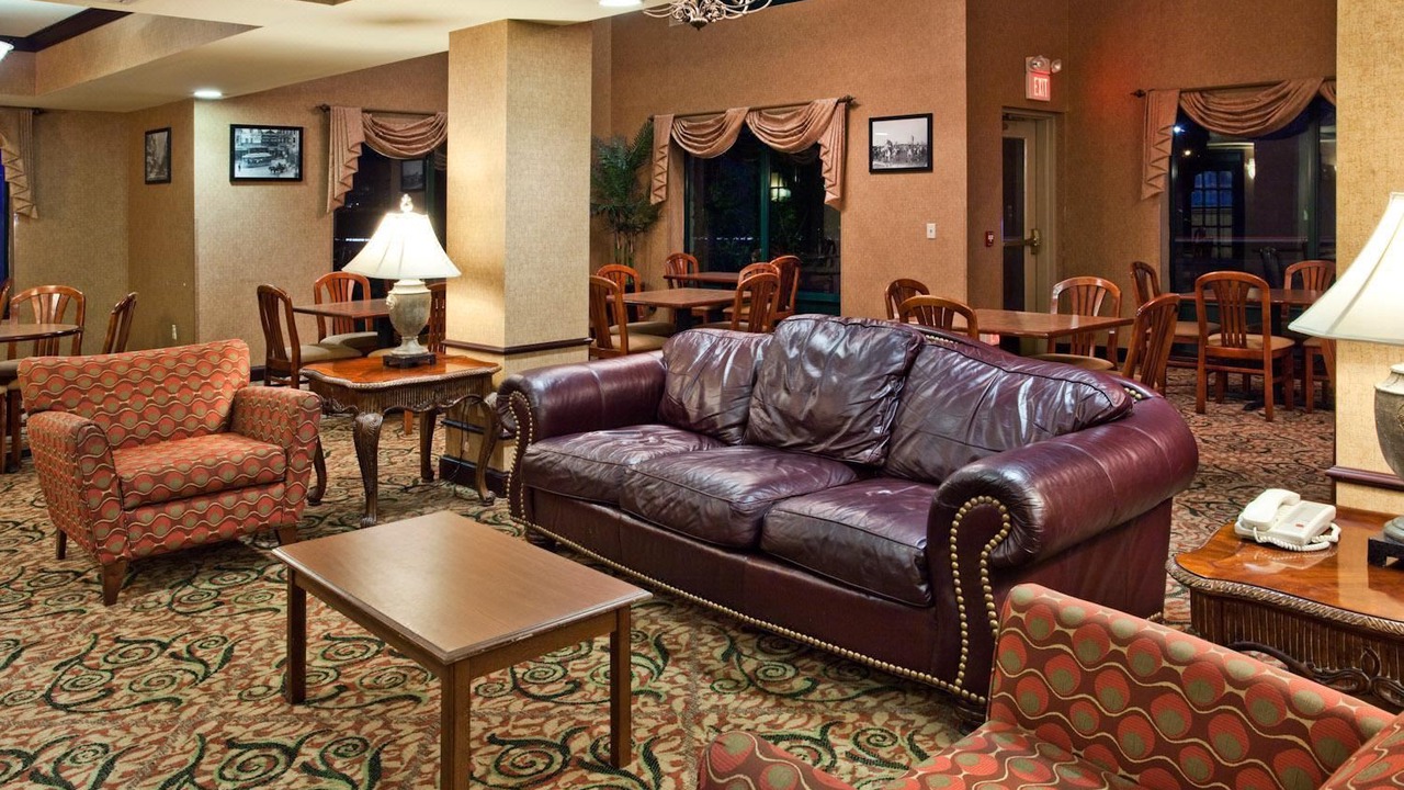 Photo of Livingroom in Sunset Valley