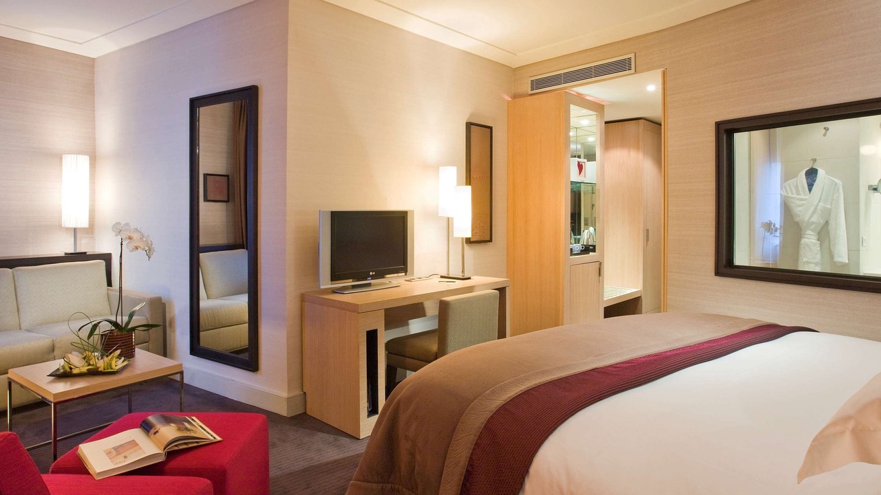 Photo of Bedroom in Puteaux
